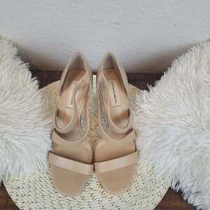 Antonio Melani Nude Heels